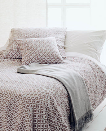 Viana bedspread, natural & white, 100% cotton