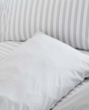 Izeda Bed Linen light grey & white, 100% cotton