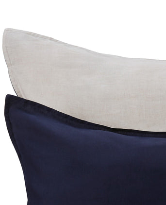 Cercosa pillowcase, dark blue & natural, 100% linen