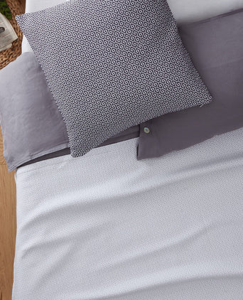 Mondego blanket, light grey & white, 100% cotton