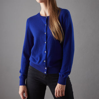 Royal blue Nora Strickjacke | Home & Living inspiration | URBANARA