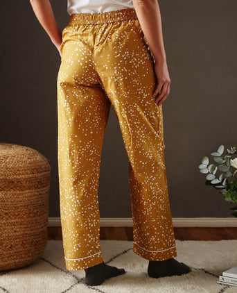 Mustard & White Cova Pyjama | Home & Living inspiration | URBANARA